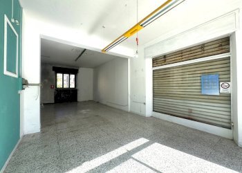 Foto 7 - Locale Commerciale VIA SERRALOGGIA, Fabriano - foto 7