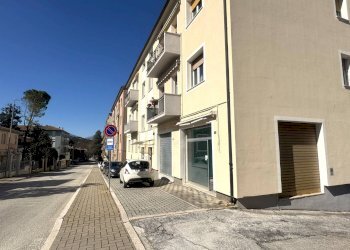 Foto 9 - Locale Commerciale VIA SERRALOGGIA, Fabriano - foto 9