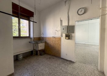 Foto 12 - Locale Commerciale VIA SERRALOGGIA, Fabriano - foto 12