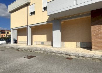 Foto 15 - Locale Commerciale VIA CARLO URBANI, Fabriano - foto 15