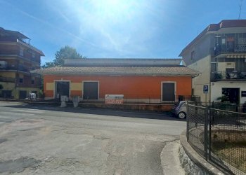 Foto 3 - Commercial Premises Via Del boschetto, Ceccano - photo 3