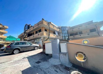 Foto 2 - Quadrilocale via giuseppe di vittorio
 
17, Ceccano - foto 2