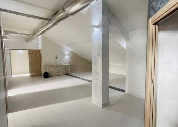 Foto 3 - Locale Commerciale strada provinciale colleforno
 
34, Alatri - foto 3