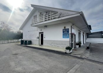 Foto 7 - Locale Commerciale strada provinciale colleforno
 
34, Alatri - foto 7