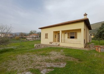 Foto 1 - Independent house via stazzi
 
2, Amaseno - photo 1