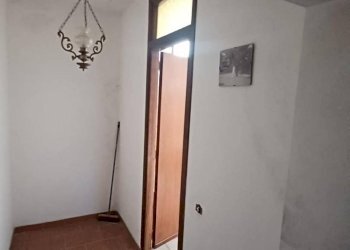 Foto 6 - Stabile - Palazzo via della madonna
 
72, Vallecorsa - foto 6