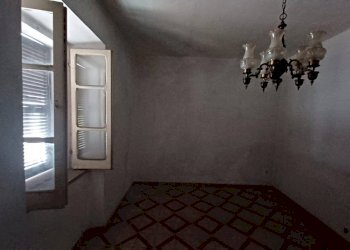 Foto 7 - Stabile - Palazzo via della madonna
 
72, Vallecorsa - foto 7