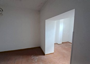 Foto 10 - Stabile - Palazzo via della madonna
 
72, Vallecorsa - foto 10