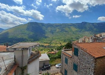 Foto 14 - Stabile - Palazzo via della madonna
 
72, Vallecorsa - foto 14