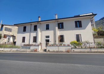 Foto 1 - Trilocale Via Roma
 
87, Vallecorsa - foto 1