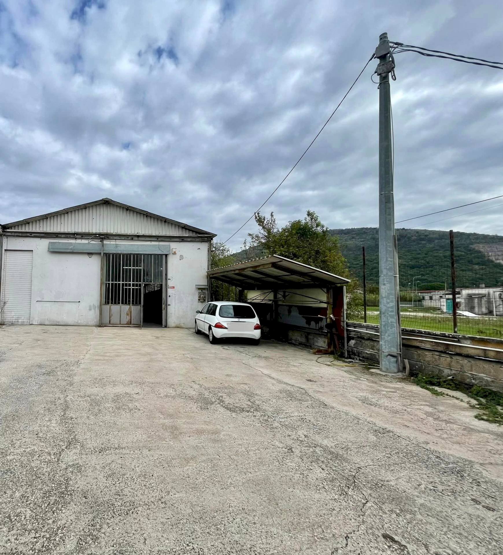 Foto 1 - Locale Commerciale via casilina sud
 
37, Ferentino - foto 1