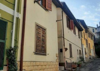 Foto 1 - Casa semi indipendente via casavetere
 
74, Fiuggi - foto 1