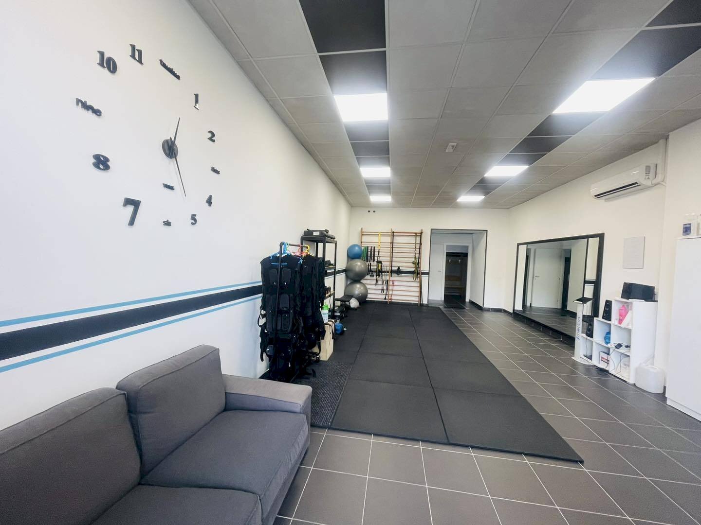 Foto 2 - Commercial Premises VIA MARIA
 
125, Frosinone - photo 2