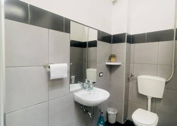 Foto 9 - Commercial Premises VIA MARIA
 
125, Frosinone - photo 9