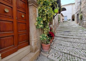 Foto 3 - Trilocale Via Roma
 
21, Maenza - foto 3