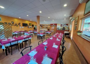 Foto 2 - Locale Commerciale Via Cerreto
50, Sonnino - foto 2