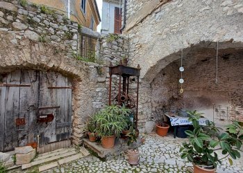 Foto 46 - Trilocale piazza del Duomo, Maenza - foto 46