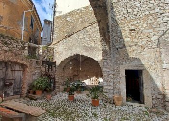 Foto 51 - Trilocale piazza del Duomo, Maenza - foto 51