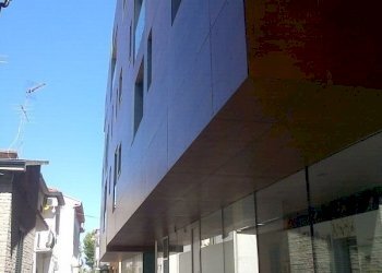 Foto 1 - Locale Commerciale Via Alessandro Volta, Giulianova - foto 1