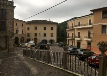 Foto 2 - Stable - Palace Piazza Contea di Pagliara, Isola del Gran Sasso d'Italia - photo 2