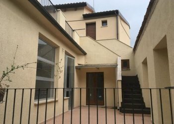 Foto 8 - Stable - Palace Piazza Contea di Pagliara, Isola del Gran Sasso d'Italia - photo 8