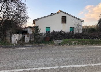 Foto 1 - Rustico Via Tordino, Castellalto - foto 1