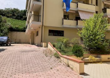 Foto 4 - Locale Commerciale Via Roma
 
58, Silvi - foto 4