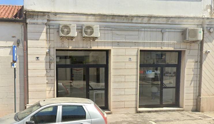 Foto 2 - Locale Commerciale Via Turati
 
61, Giulianova - foto 2
