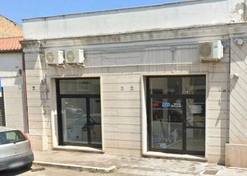 Foto 1 - Locale Commerciale Via Turati
 
61, Giulianova - foto 1