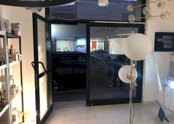 Foto 4 - Locale Commerciale Via Turati
 
61, Giulianova - foto 4