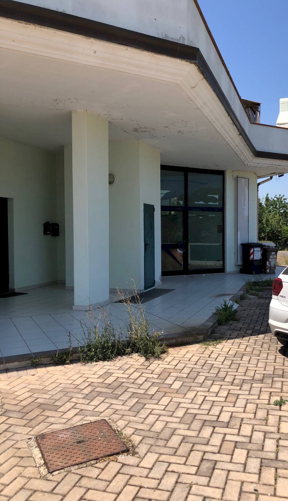 Foto 3 - Locale Commerciale Via Nazionale per Teramo
 
226, Giulianova - foto 3