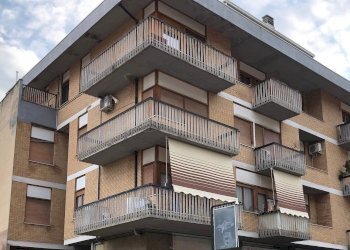 Foto 1 - Locale Commerciale Via Cona
 
59, Teramo - foto 1