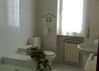 Foto 23 - Four-room apartment Piazza Mazzini, Aulla - photo 22