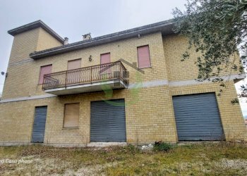 Foto 3 - Casa indipendente Via Colle Arena, Castignano - foto 3