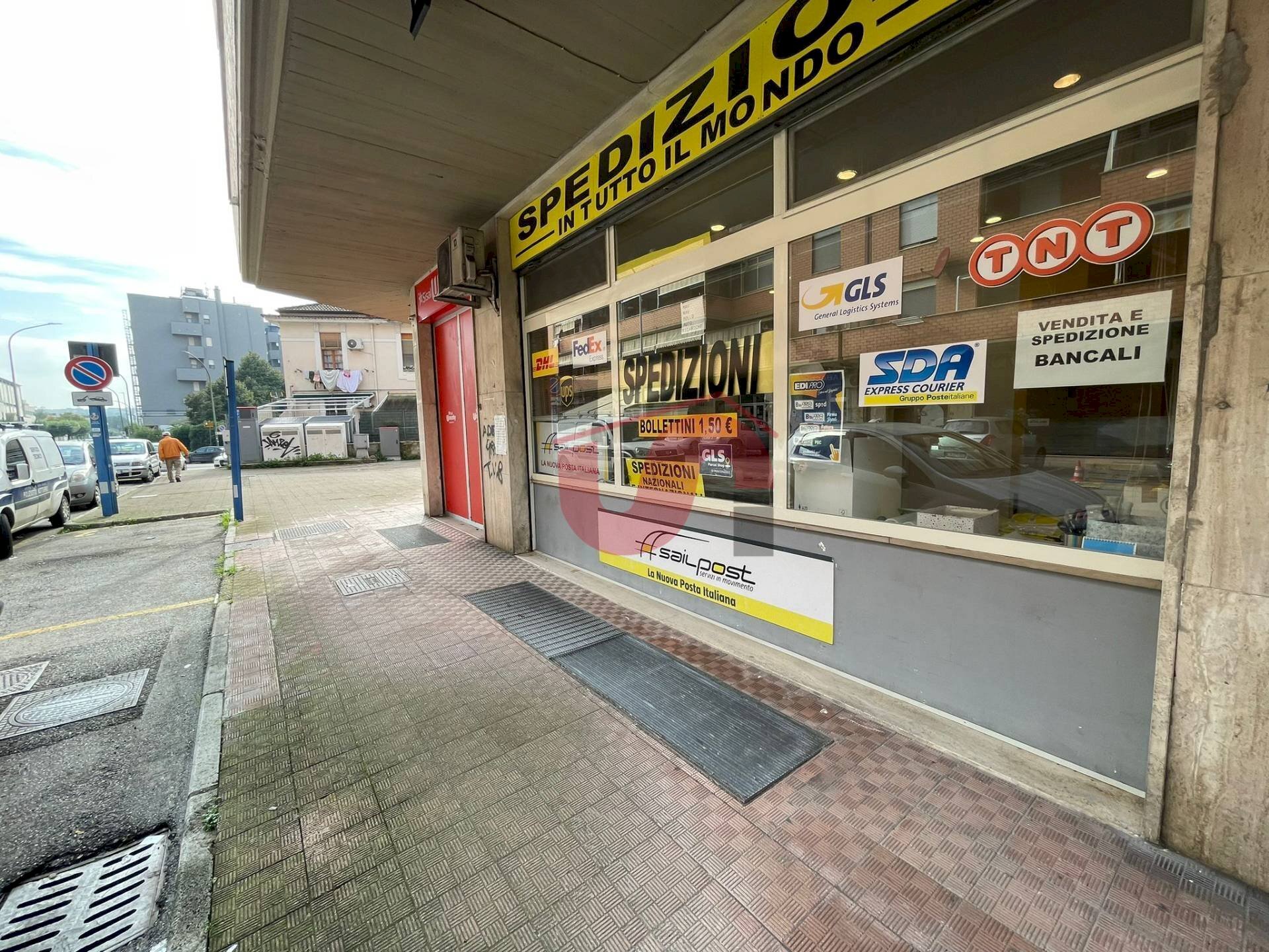Foto 1 - Commercial Premises Via Mariano Russo, Benevento - photo 1