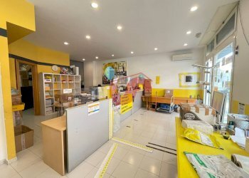 Foto 2 - Commercial Premises Via Mariano Russo, Benevento - photo 2