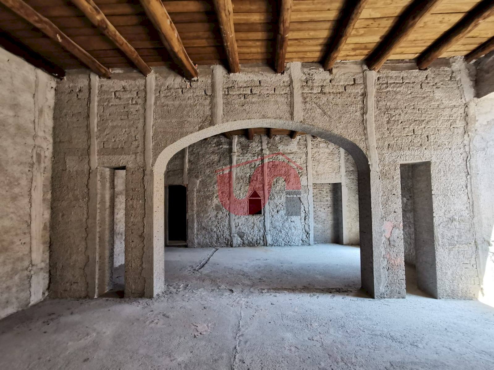 Foto 2 - Stable - Palace Via Erik Mutarelli, Benevento - photo 2
