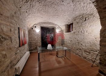 Foto 2 - Commercial Premises Via Damaso, Benevento - photo 2