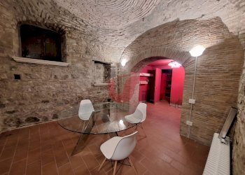 Foto 11 - Commercial Premises Via Damaso, Benevento - photo 11