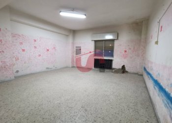 Foto 8 - Commercial Premises Via Piermarini, Benevento - photo 8