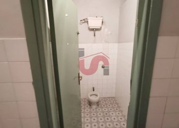 Foto 19 - Commercial Premises Via Piermarini, Benevento - photo 19