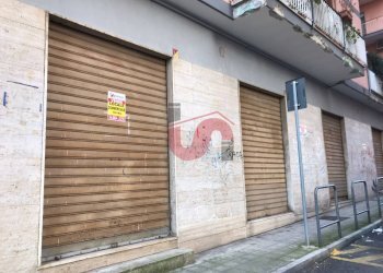 Foto 22 - Commercial Premises Via Piermarini, Benevento - photo 22