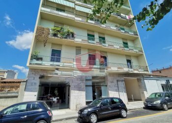 Foto 4 - Commercial Premises Via Lungo Calore Manfredi Di Svevia, Benevento - photo 4