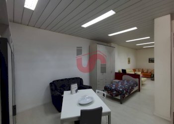 Foto 11 - Commercial Premises Via Lungo Calore Manfredi Di Svevia, Benevento - photo 11