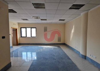 Foto 2 - Office Via Dei Longobardi
 
11, Benevento - photo 2