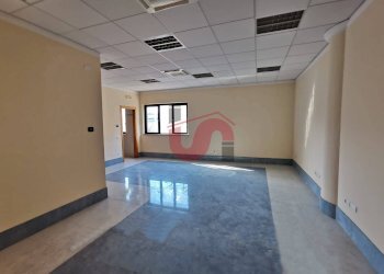 Foto 3 - Office Via Dei Longobardi
 
11, Benevento - photo 3