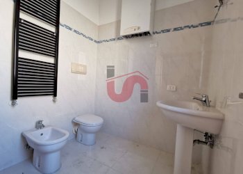 Foto 11 - Office Via Dei Longobardi
 
11, Benevento - photo 11