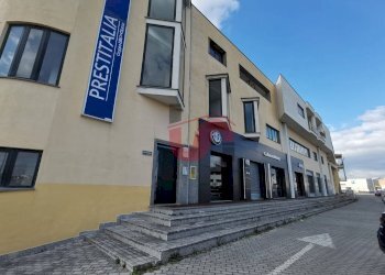 Foto 19 - Office Via Dei Longobardi
 
11, Benevento - photo 19