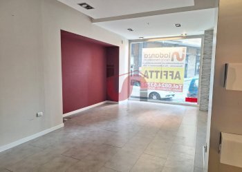 Foto 10 - Commercial Premises Corso Vittorio Emanuele, Benevento - photo 10