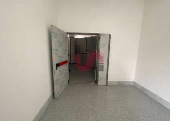 Foto 43 - Commercial Premises Casale Maccabei, Benevento - photo 43